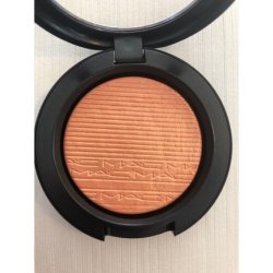 MAC Extra Dimension Rouge Apricot Shimmer - Brand New in Packaging Global Shipping!
