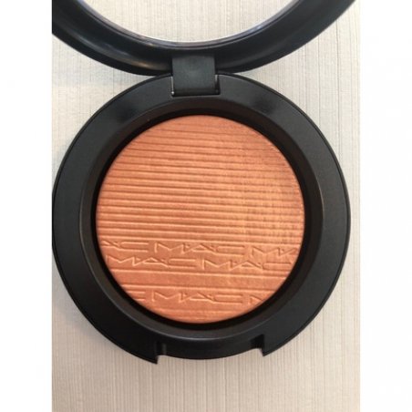 MAC Extra Dimension Rouge Apricot Shimmer - Brand New in Packaging Global Shipping!