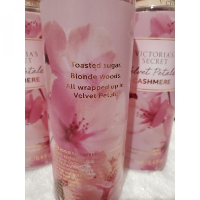 Victoria's Secret Velvet Cashmere Scent Body Mist Spray 8.4 Ounces