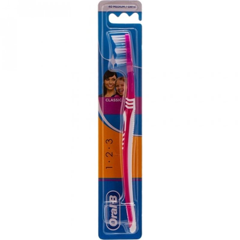 Oral B Classic Medium Toothbrush 40 Medium