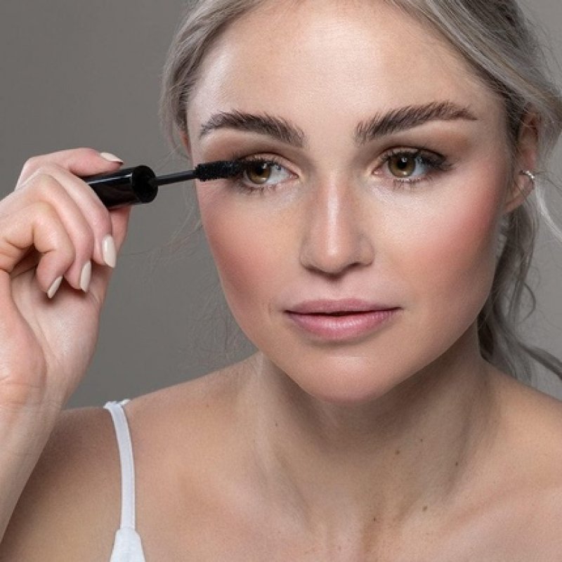 Benecos Blending Brush Vegan Suitable For Animal Hair Allergy Sufferers Deep Black