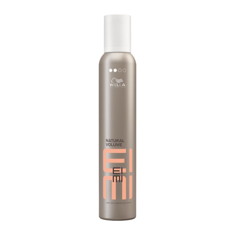 Spuma cu fixare medie pentru volum Wella Professionals Eimi Natural Volume (2 buline), 300ml