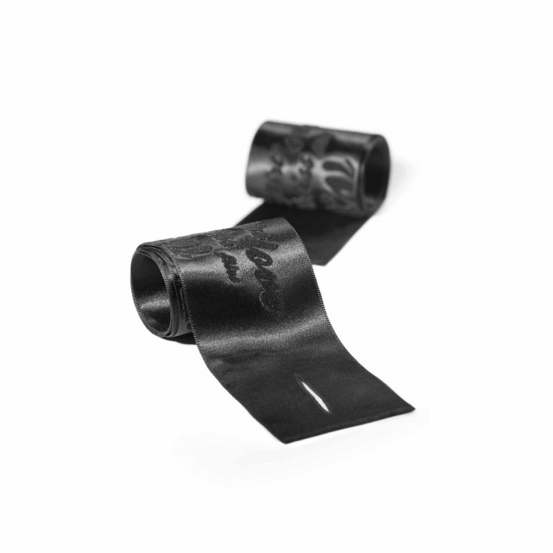 Bijoux Indiscrets Silky Sensual Handcuffs Bande de plaisir Noir Tissu