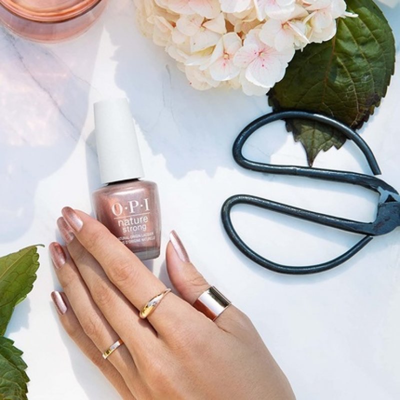 Opi Nature Strong Nail Polish - Intentions Are Rose Gold 15ml