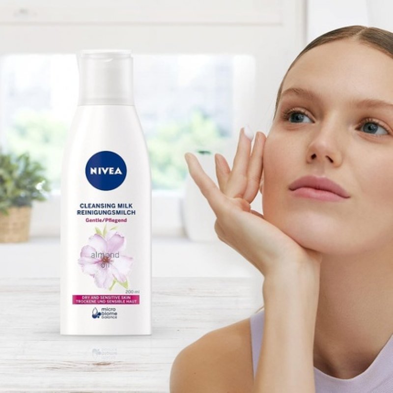 Nivea Nourishing Cleansing Milk 200ml