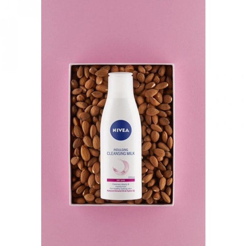 Nivea Nourishing Cleansing Milk 200ml
