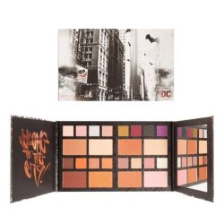 Makeup Revolution DC X Large