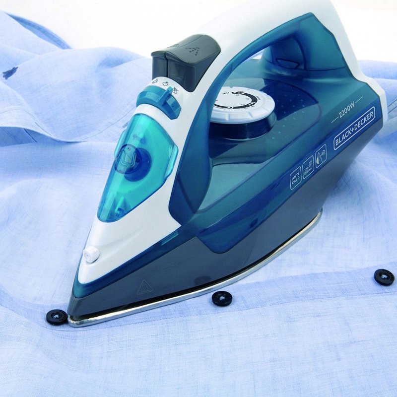 Steam iron Black Decker BXIR2200E (2200W)