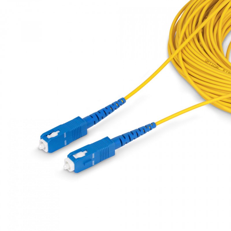 StarTech.com 30m (98.4ft) SC to SC (UPC) OS2 Single Mode Simplex Fiber Optic Cable, 9/125µm, 40G/100G, Bend
