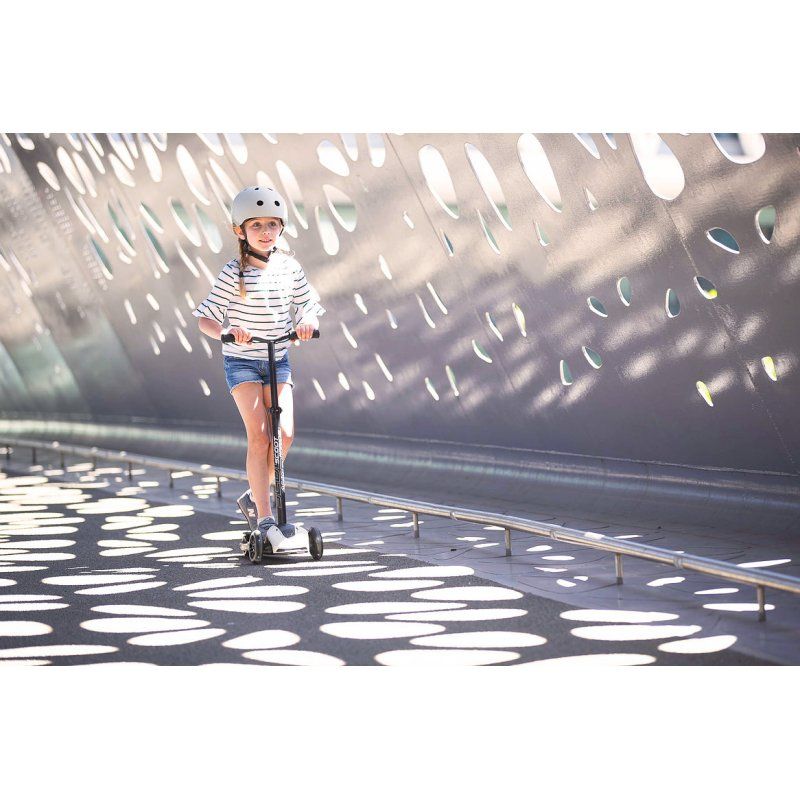 Scoot & Ride Highwaykick 5 Universal Three wheel scooter Green