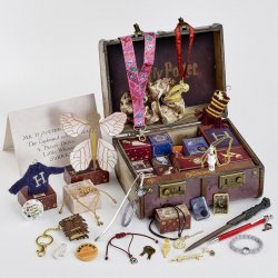 HARRY POTTER - Calendrier de l'Avent 2024 - Gift Box "Valise"