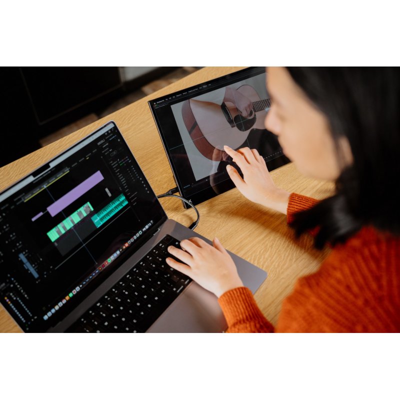 Verbatim Portable Touchscreen Monitor Ultra HD 4K - 17.3”