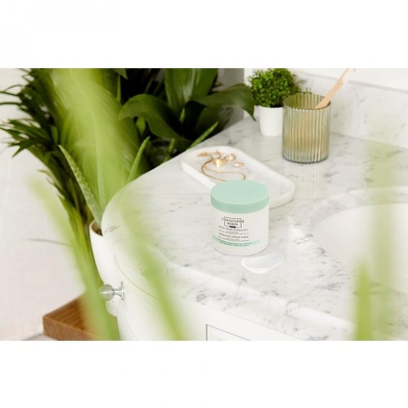 Hydrating cream scrub with aloe vera 250ml