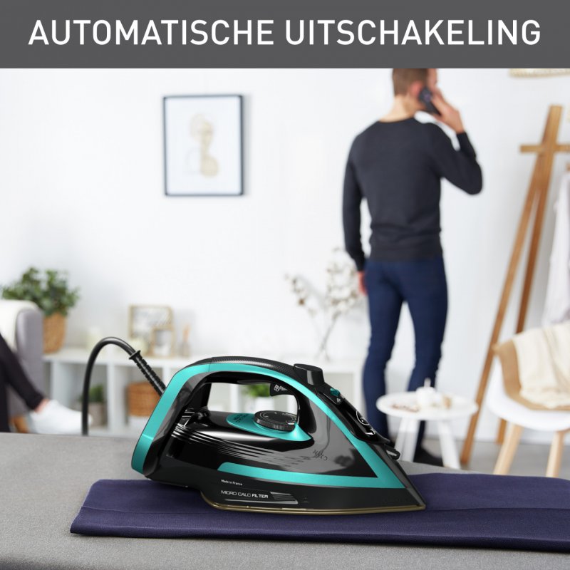 Tefal Puregliss FV8066 Fer à repasser à sec ou à vapeur Durilium AirGlide Autoclean soleplate 3000 W Noir, Bleu