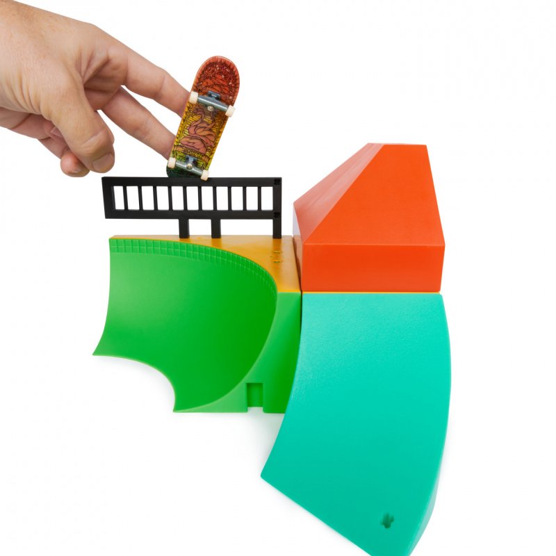 Tech Deck Quarter Bowl Ruckus Finger board set