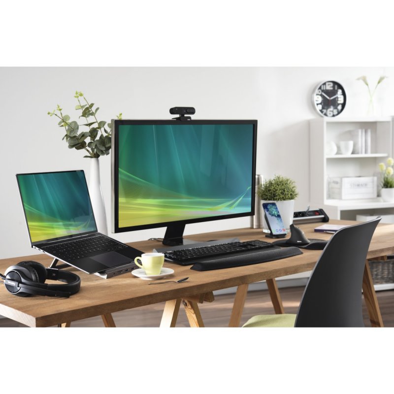 HamaC-600 Pro FHD Webcam with Mic, 1080p, 30fps, Auto-Focus, Lighting Adjustment, Stand/Clamp