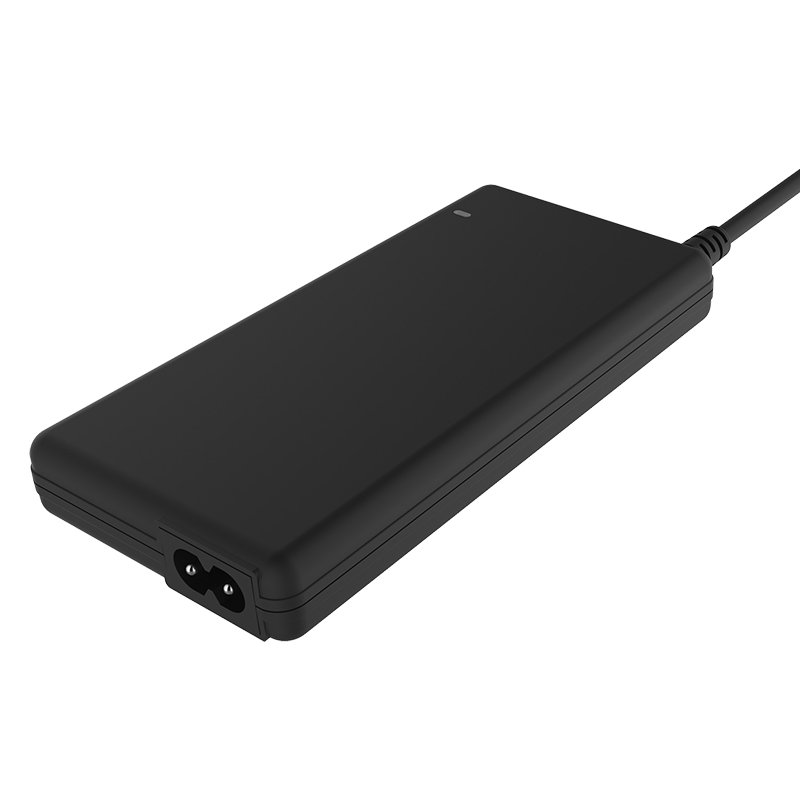 Chargeur universel Itek Slim pour ordinateur portable 90W (12 embouts)