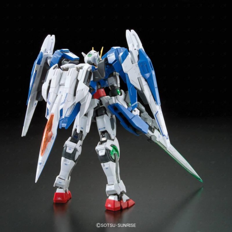 GUNDAM - Model Kit - Real Grade - GN-0000 GNR-010 OO Raiser - 1/144