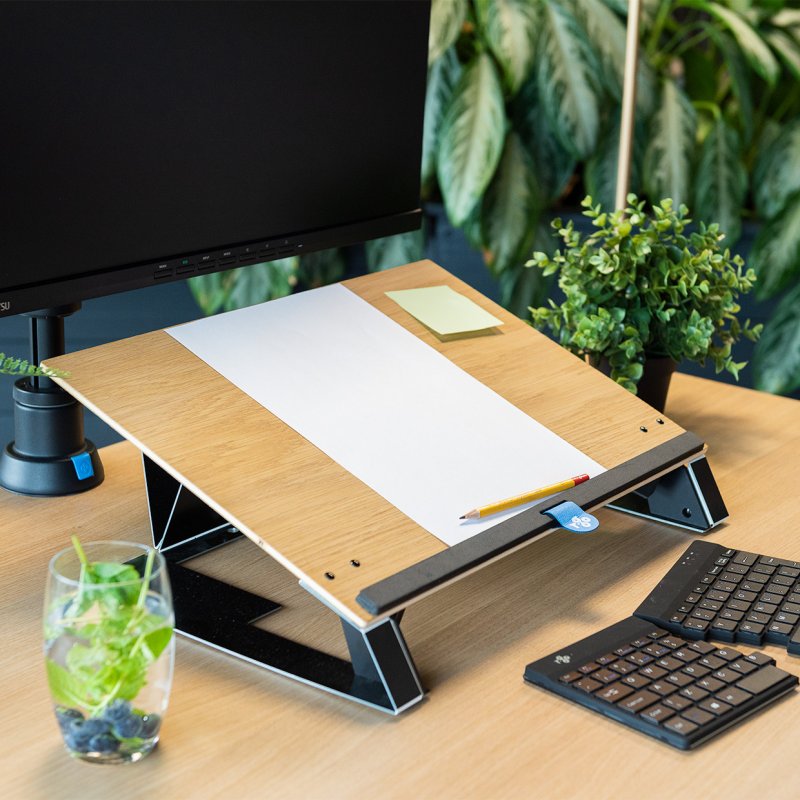 READ2WRITE DOCUMENT HOLDER OAK WOOD