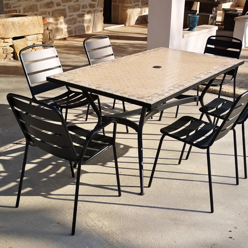 4 Chaises 2 Fauteuils Table Rect Zelie 160x90cm avec Plateau en Mosaïque, Pied en Métal avec Trou Parasol