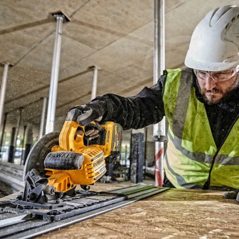 DeWALT DCS579NT-XJ scie circulaire portative 19 cm Noir, Gris, Jaune 5800 tr/min