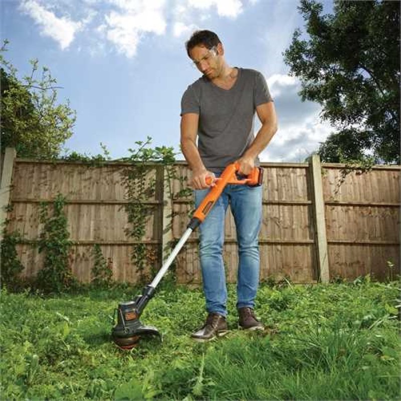 Black & Decker ST182320 brush cutter/string trimmer Battery Black Orange
