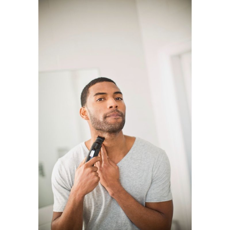 Remington PG6130 body groomer/shaver Black