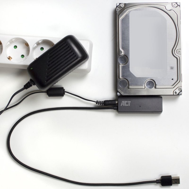 Connect a 2.5/3.5 SATA HDD or