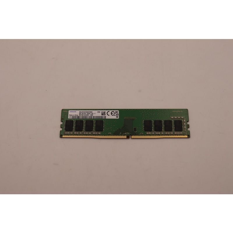 8GB DDR4 UDIMM memory module,