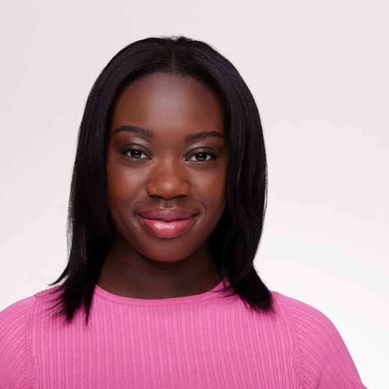 Essence hydrating nude 3.5 g 303 DELICATE Sheer