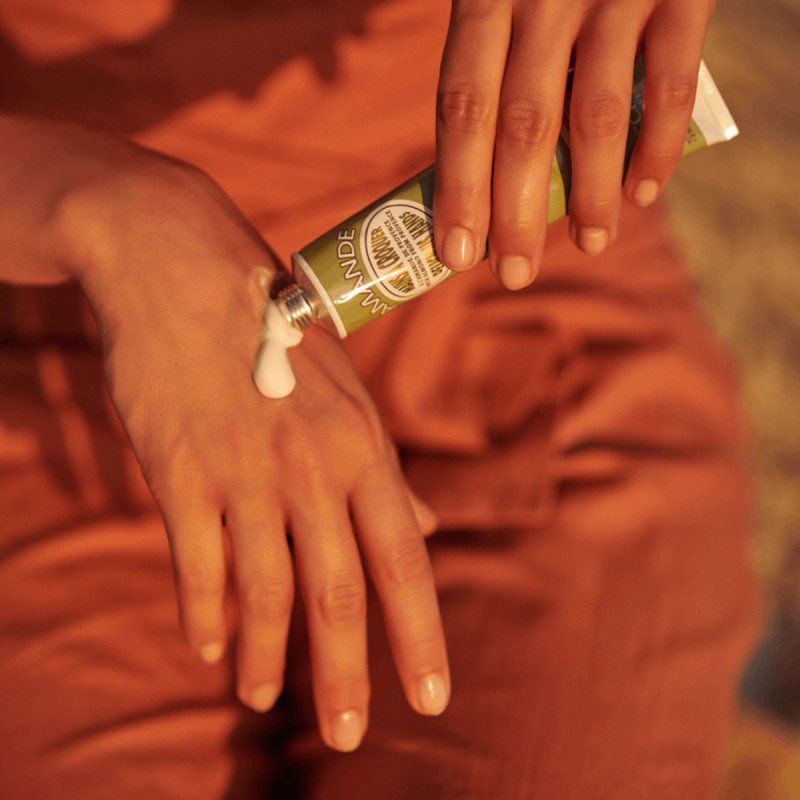 L'Occitane Almond Delicious Hands 75 ml