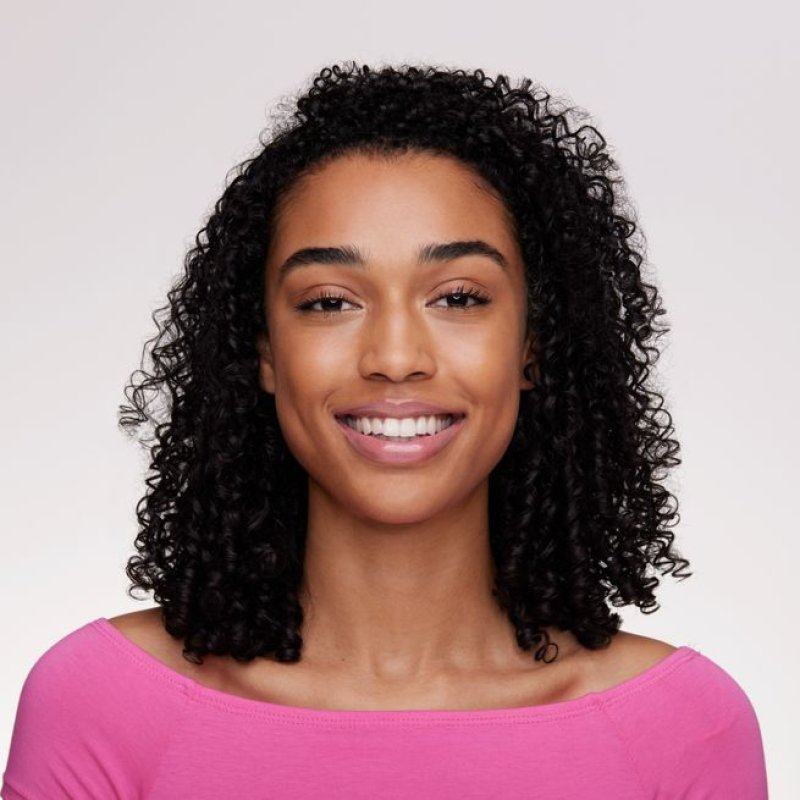 Essence Hydrating Nude Lipstick Nr. 301 Romantic 3.5g