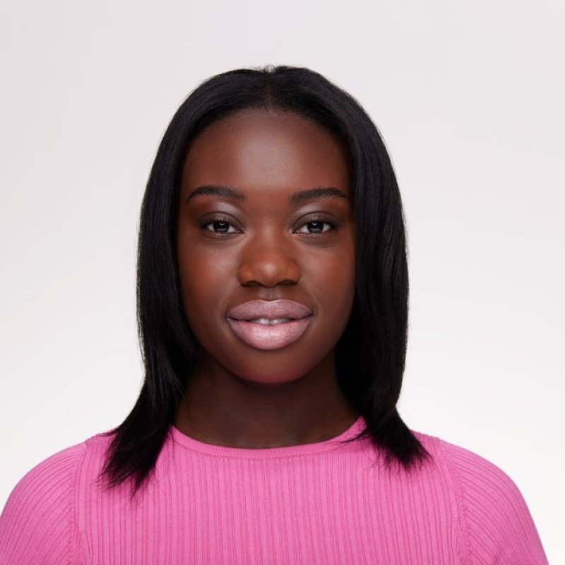 Essence hydrating nude 3,5 g 301 ROMANTIC Transparent