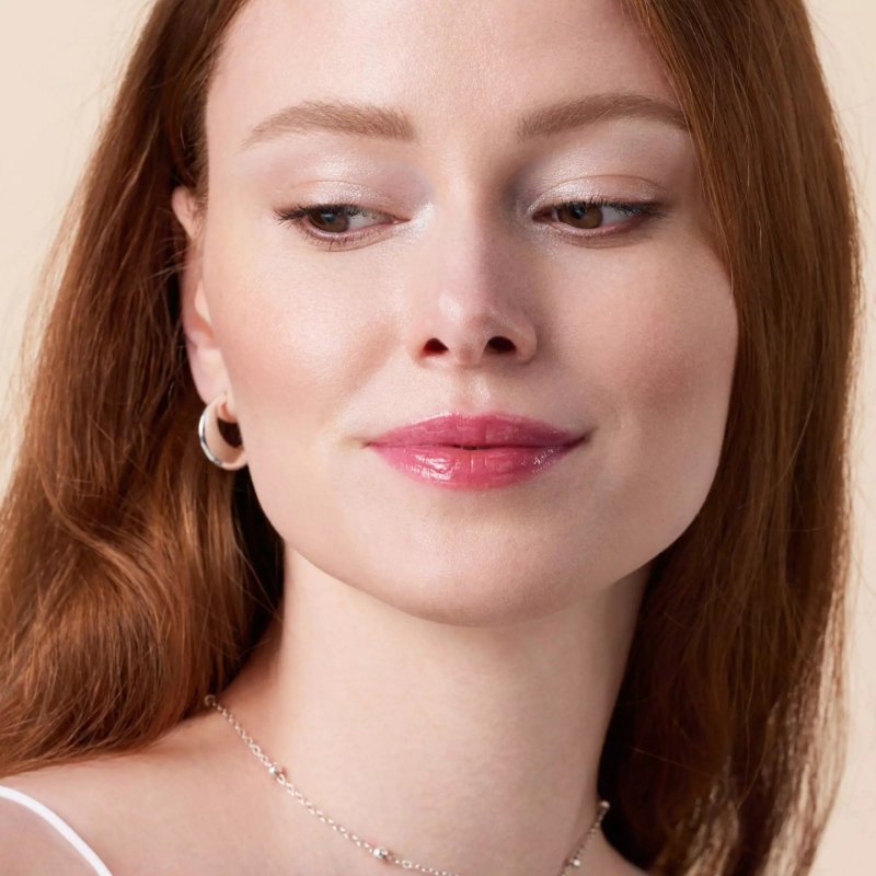 Catrice Glossin' Glow Tinted Lip Oil High Shine Moisturizing Lip Stain with Cherry and Pomegranate Oil Vegan Gluten