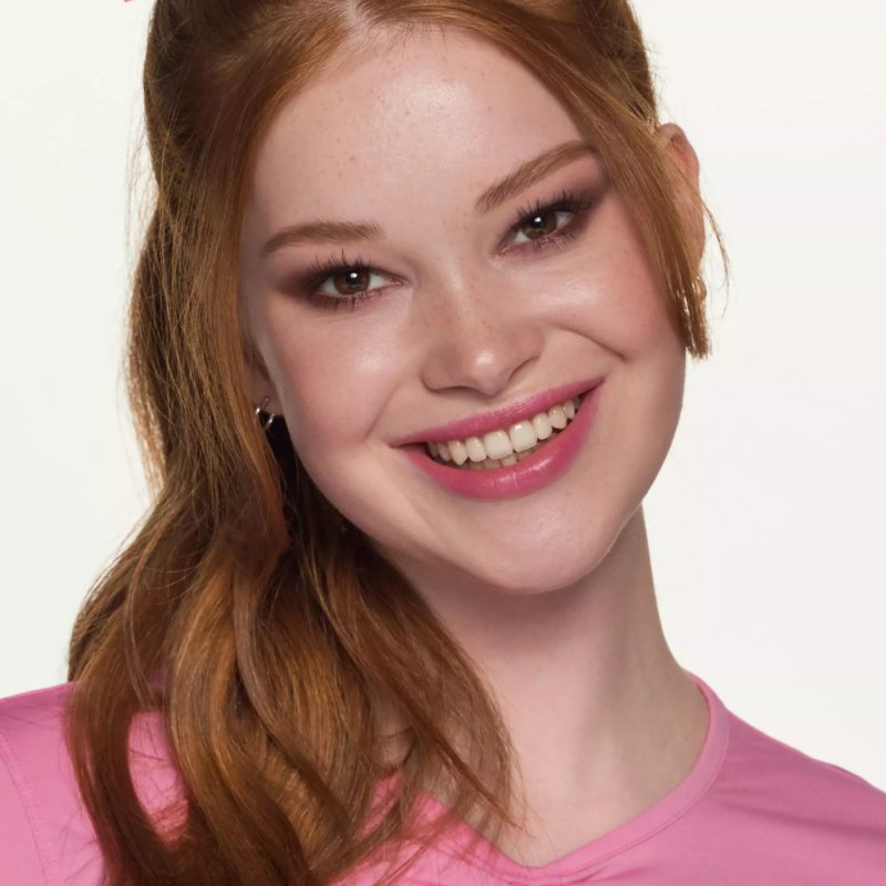 Essence Lash Without Limits Extreme Lengthening and Volume Mascara 01 Extra Black Volumizing and Lengthening Vegan