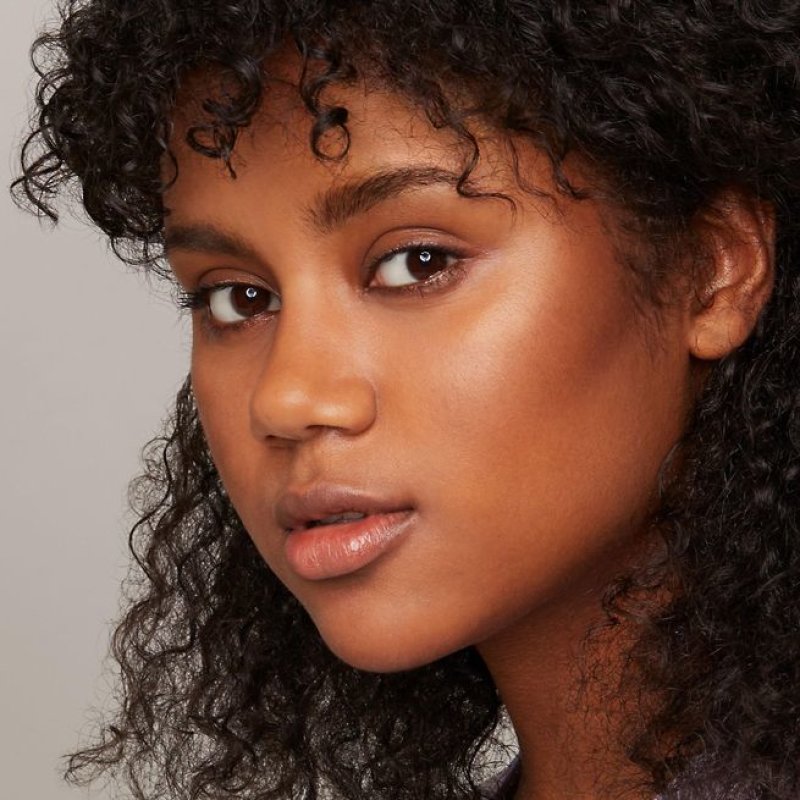 Essence Contouring Duo Palette Powder No. 20 for Darker Skin