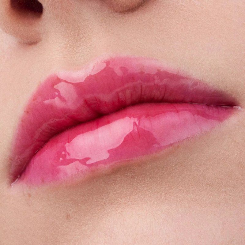 Catrice Glossin' Glow Tinted Lip Oil High Shine Moisturizing Lip Stain with Cherry and Pomegranate Oil 20 Drama Mama