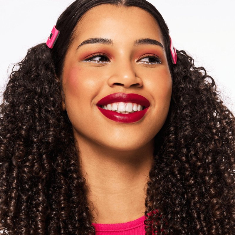 Essence THE slim STICK 1.7 g 109 Burgundy Bliss Semi-matte