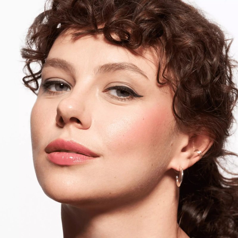 CATRICE Melt & Shine baume pour les lèvres Beaume pour les lèvres 050 Resting Beach Face