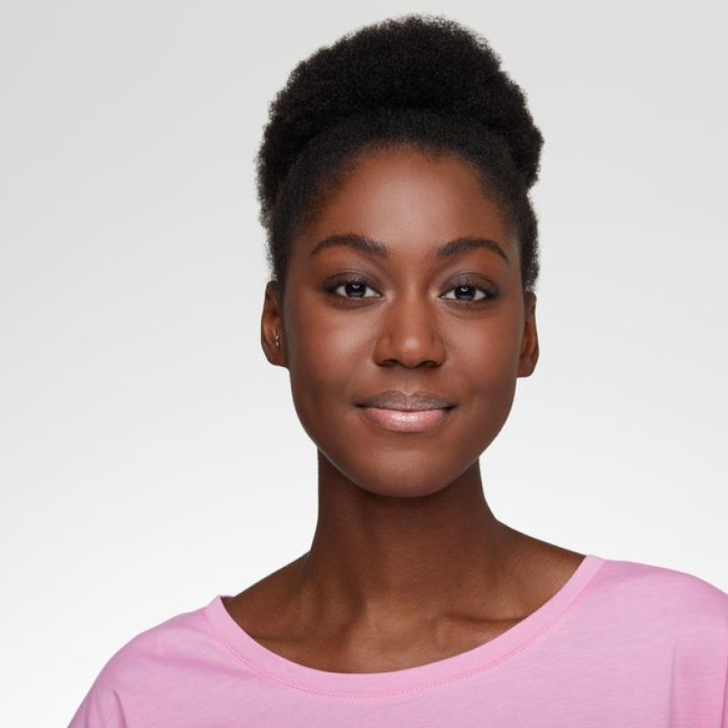 essence Extreme Shine Volume Lip Gloss Gold Dust 5ml