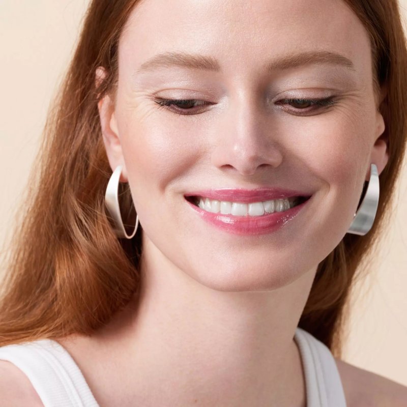 CATRICE Glossin Glow Tinted Lip Oil brillant à lèvres 4 ml 050 Spill The Tea