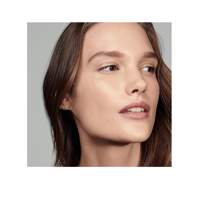 Estée Lauder Futurist Hydra Rescue, 1N2 Ecru, 35ml