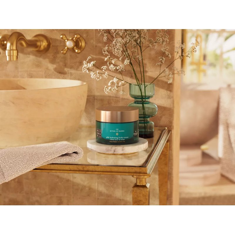 Rituals The Ritual of Karma 8719134152432 crème et lotion pour le corps 220 ml Femmes