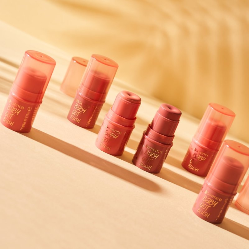 Essence baby got blush fard 5,5 g 30 rosé all day Crème