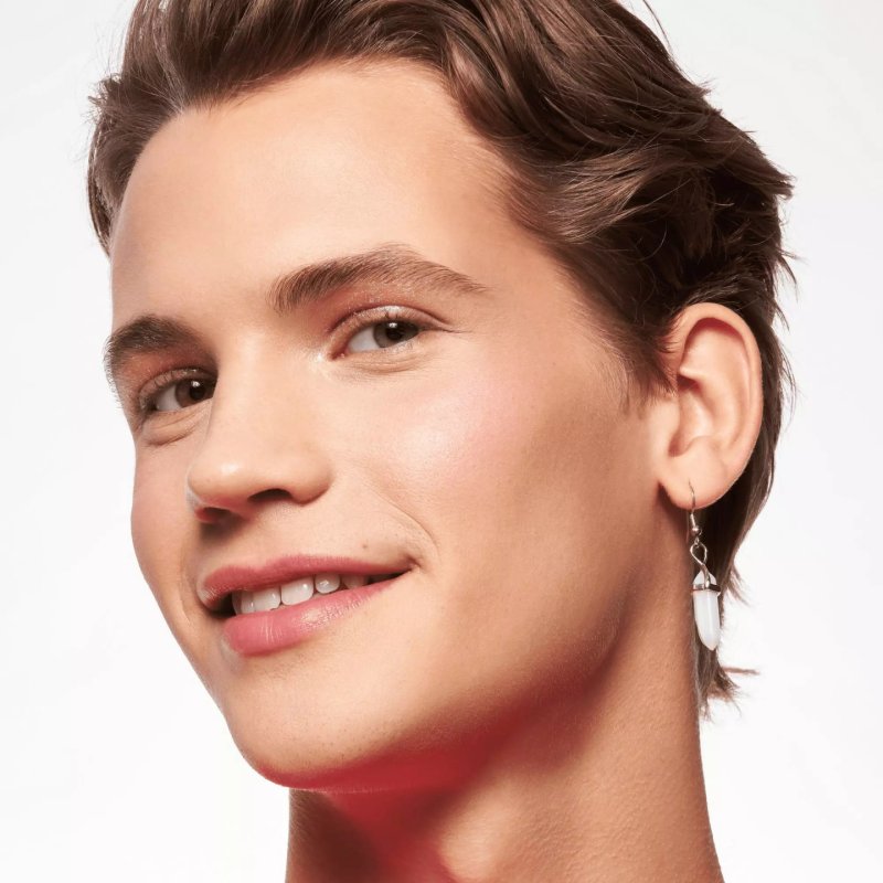 Essence Dewy Eye Gloss eye shadow 8 ml 02 Galaxy Gleam Glitter, Glossy, Luminous