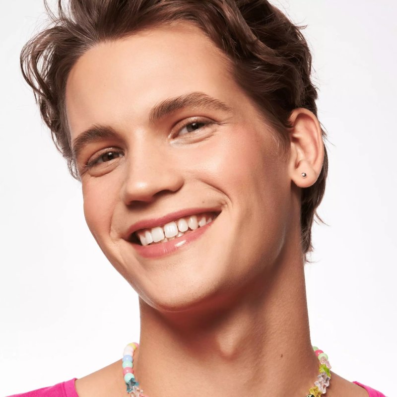 Essence Baby Got Blush fard 40 Coral Crush Liquide