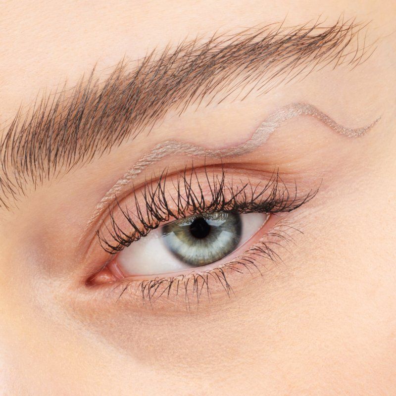 Essence luminous EYE TINT ombre à paupière 6 ml 03 Shimmering Taupe Brillant