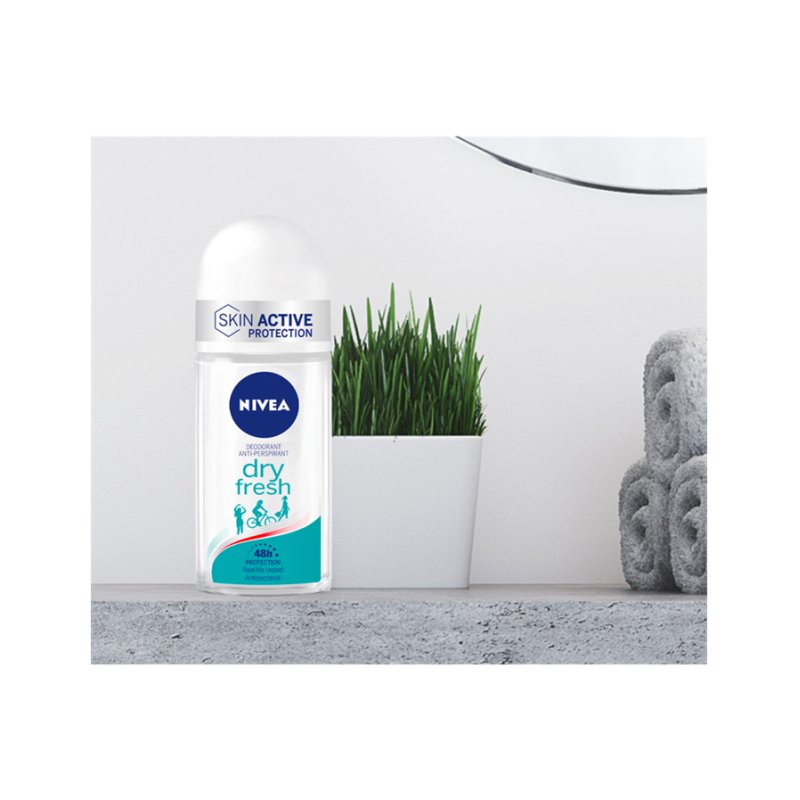 Nivea Dry Comfort Free Deodorant Roll