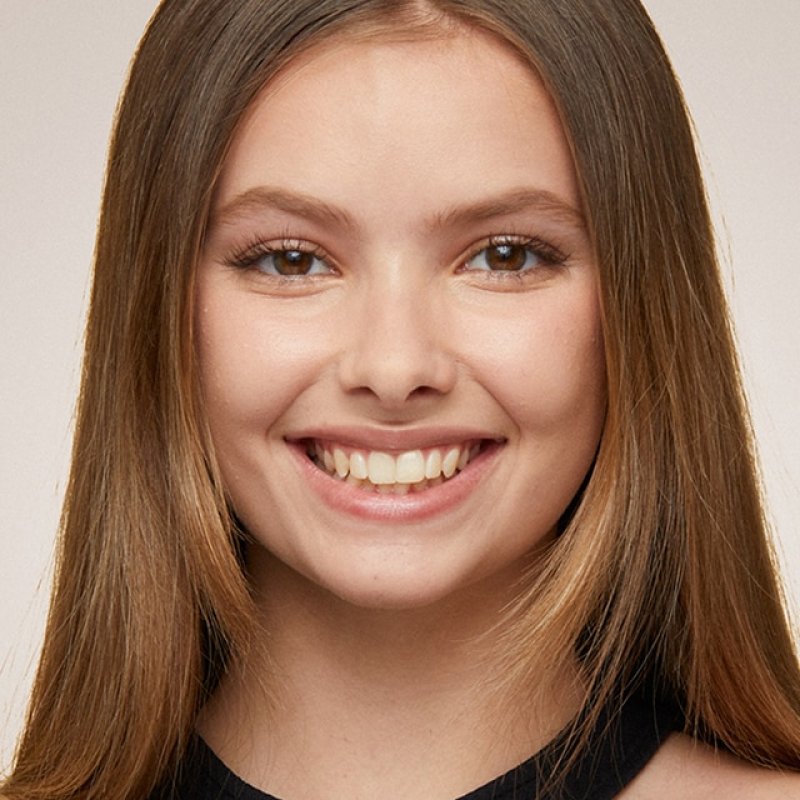 Estee Lauder Double Wear Sheer Long-Wear Makeup SPF20 1N2 Ecru 30ml