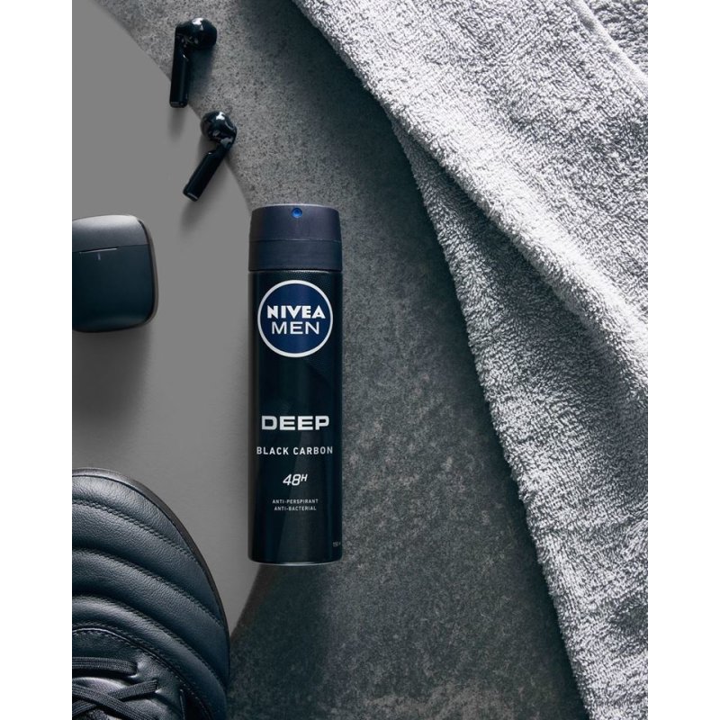 NIVEA Men Deep Black Carbon Hommes Déodorant spray 150 ml 1 pièce(s)